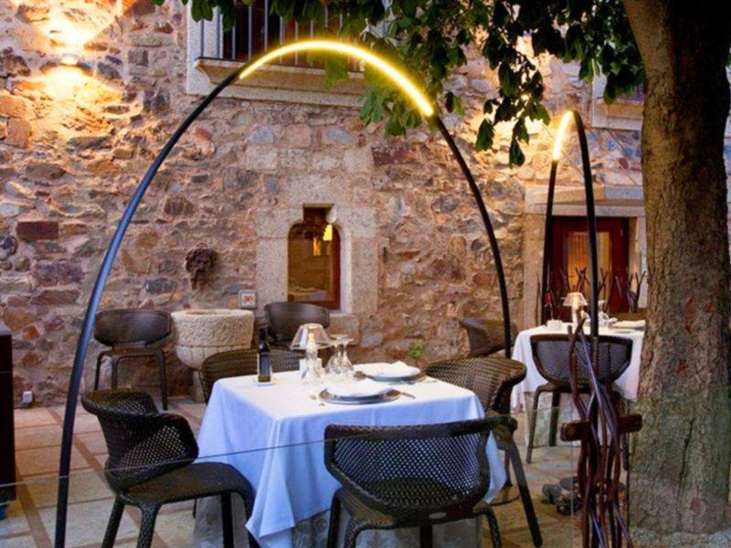 Parador De Касерес Экстерьер фото