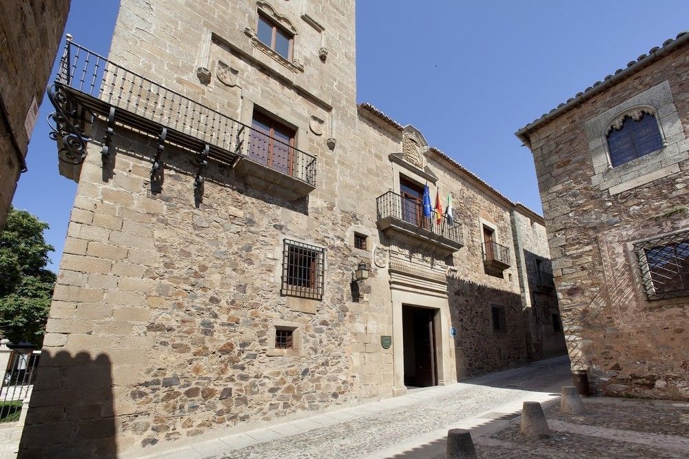 Parador De Касерес Экстерьер фото